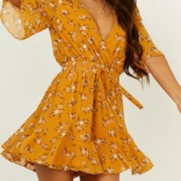 New Memories Romper in Mustard - Picture 2 of 5